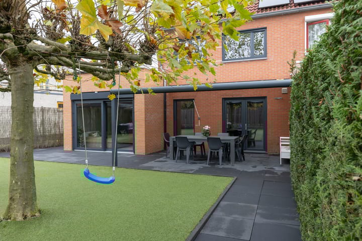 Foto 45 van Leliestraat 77