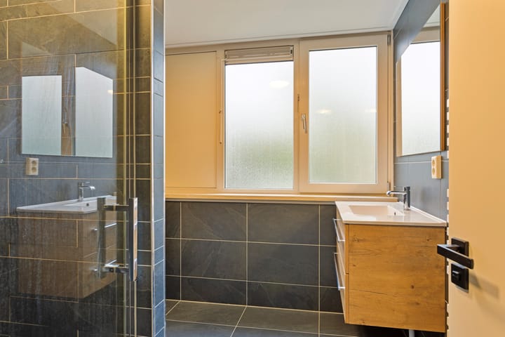 Foto 21 van Merelstraat 71