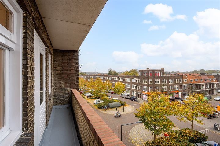 View photo 30 of Rembrandtlaan 76-B