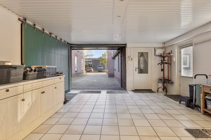 Foto 38 van Kanaalstraat 15