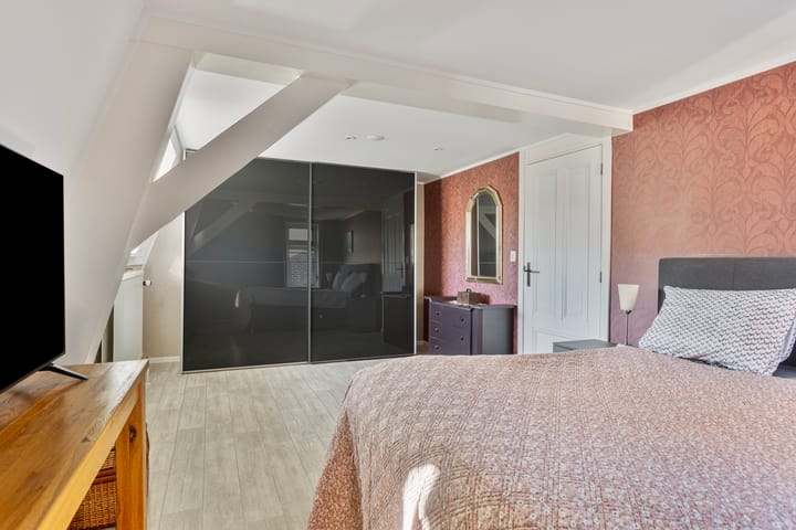 Foto 42 van Kanaalstraat 15