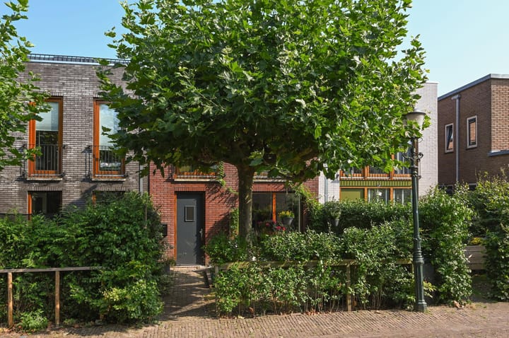 Foto 1 van Middenweg 7-J