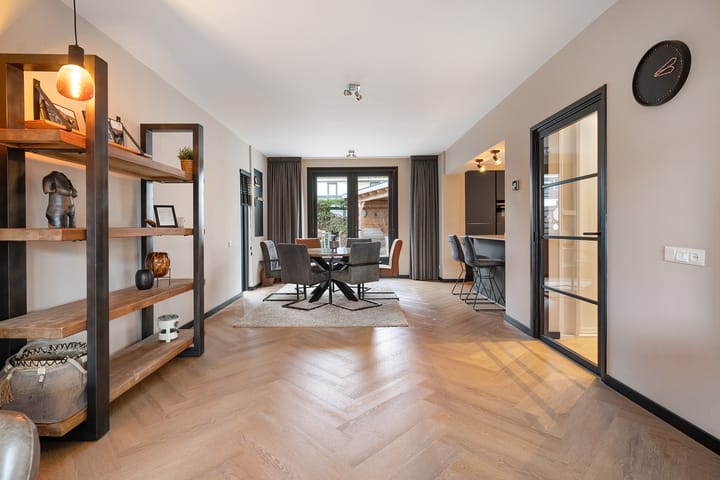 Photo 9 of Reviuslaan 59