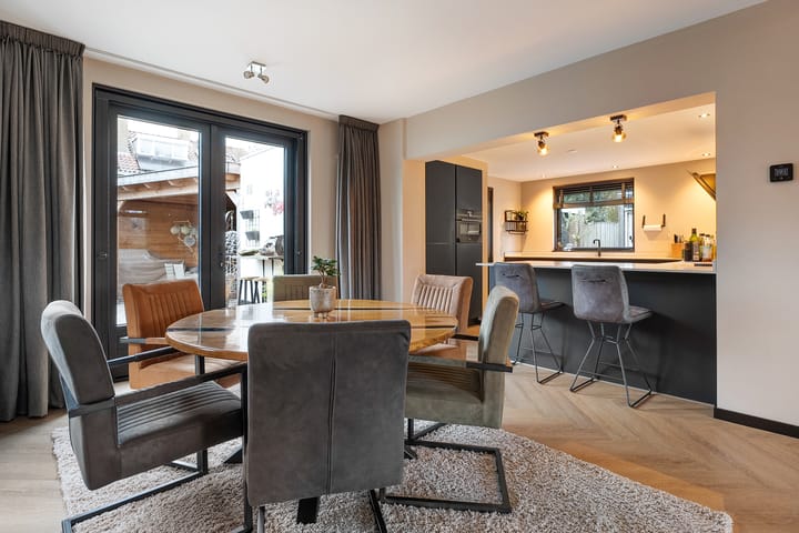 Photo 12 of Reviuslaan 59