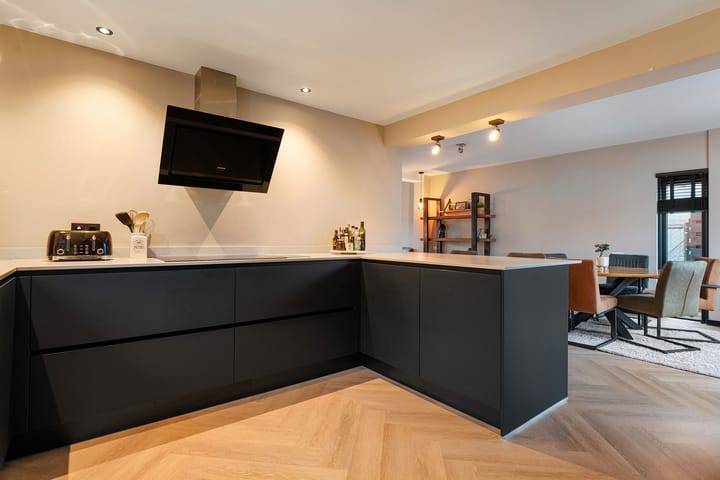 Photo 15 of Reviuslaan 59