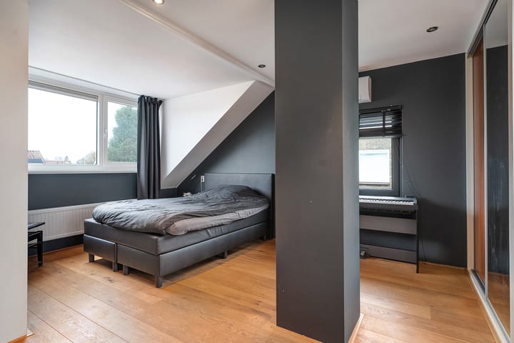 Photo 35 of Reviuslaan 59