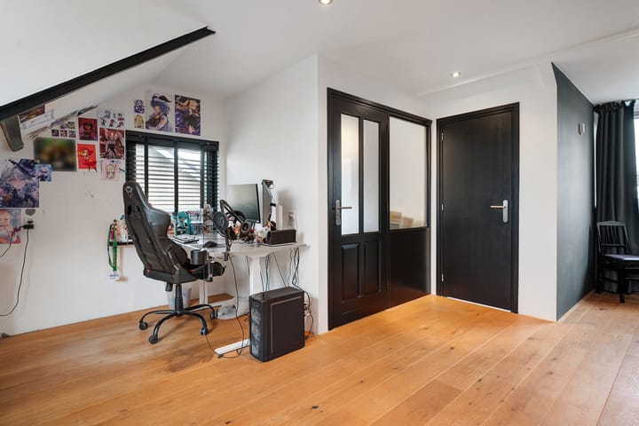 Photo 38 of Reviuslaan 59