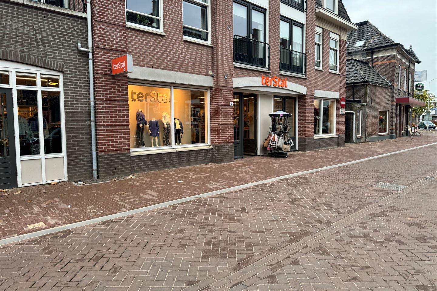 Bekijk foto 2 van Hogestraat 4