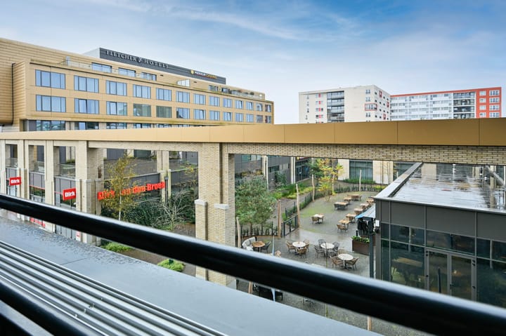 Foto 12 van Willinkplein 79