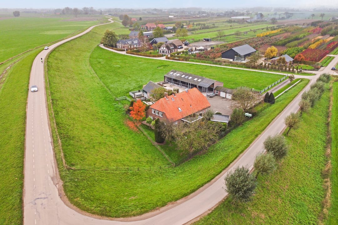 Photo 62 of Waalbandijk 101