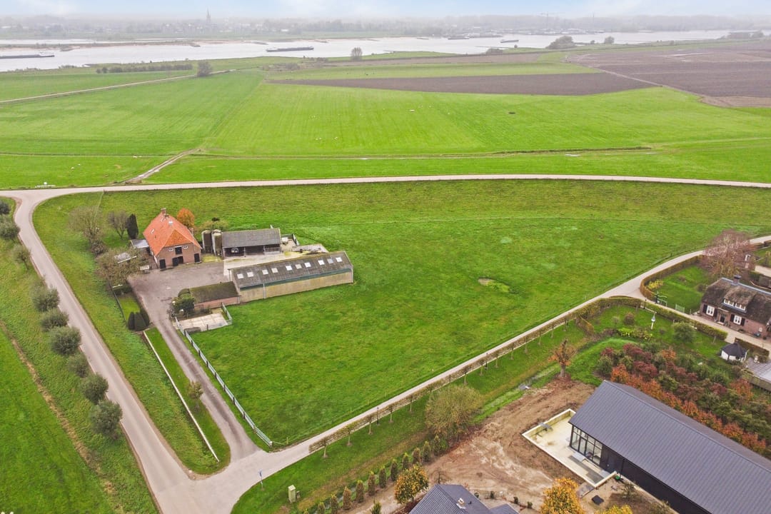 Photo 32 of Waalbandijk 101