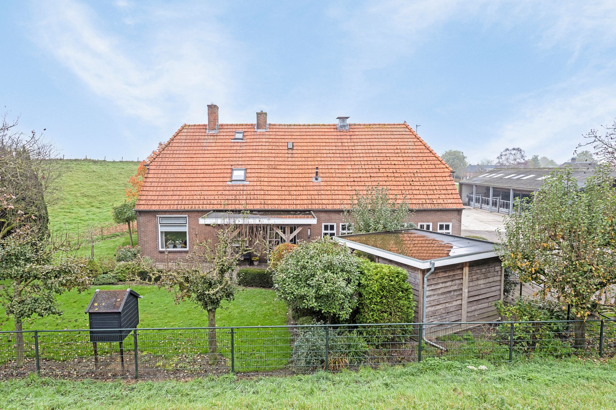 Photo 36 of Waalbandijk 101