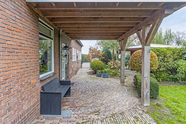 Foto 48 van Waalbandijk 101