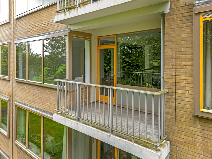 Foto 25 van Leidsestraatweg 15-418