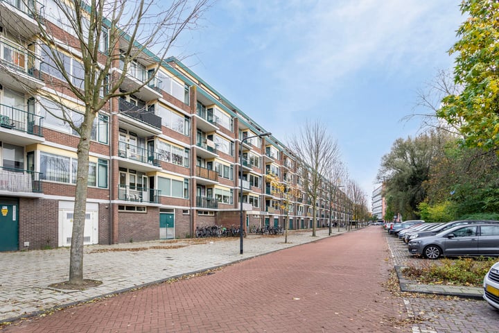 Bekijk foto 35 van Opaalstraat 157