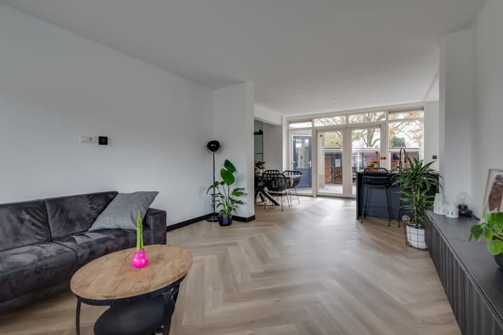 Foto 16 van Graaf Wichmanstraat 23