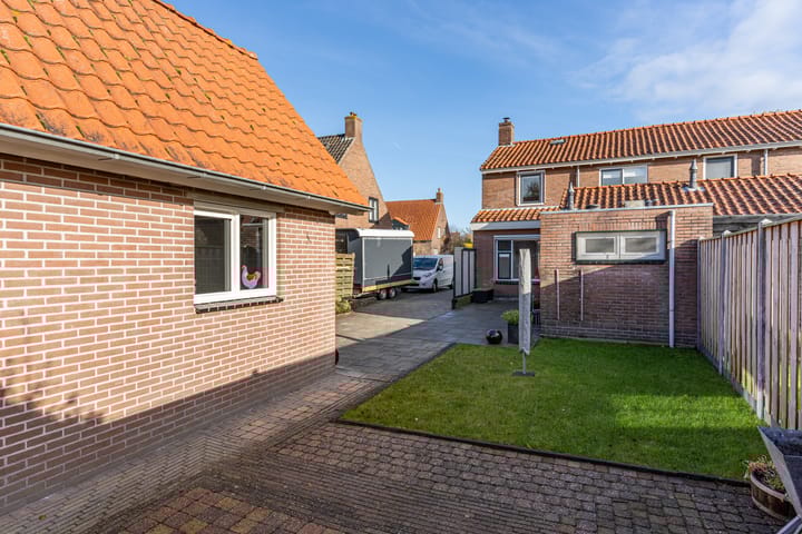 Foto 2 van Andries Veenstrastraat 17