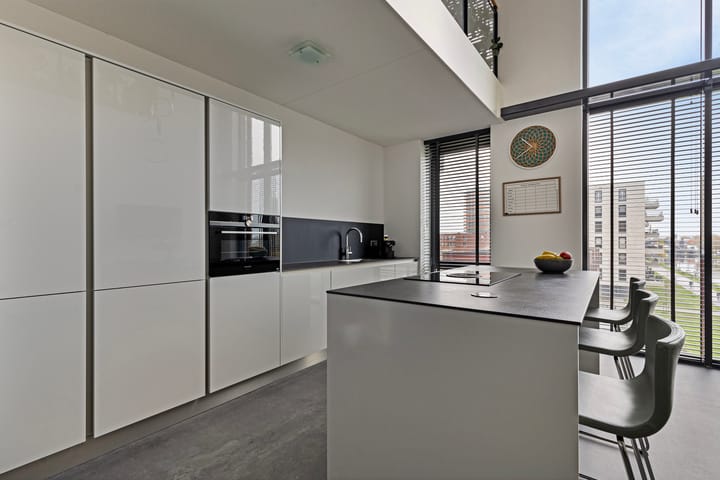 Foto 19 van Loirestraat 181