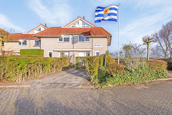 Photo 2 of Schouwse Slag 66