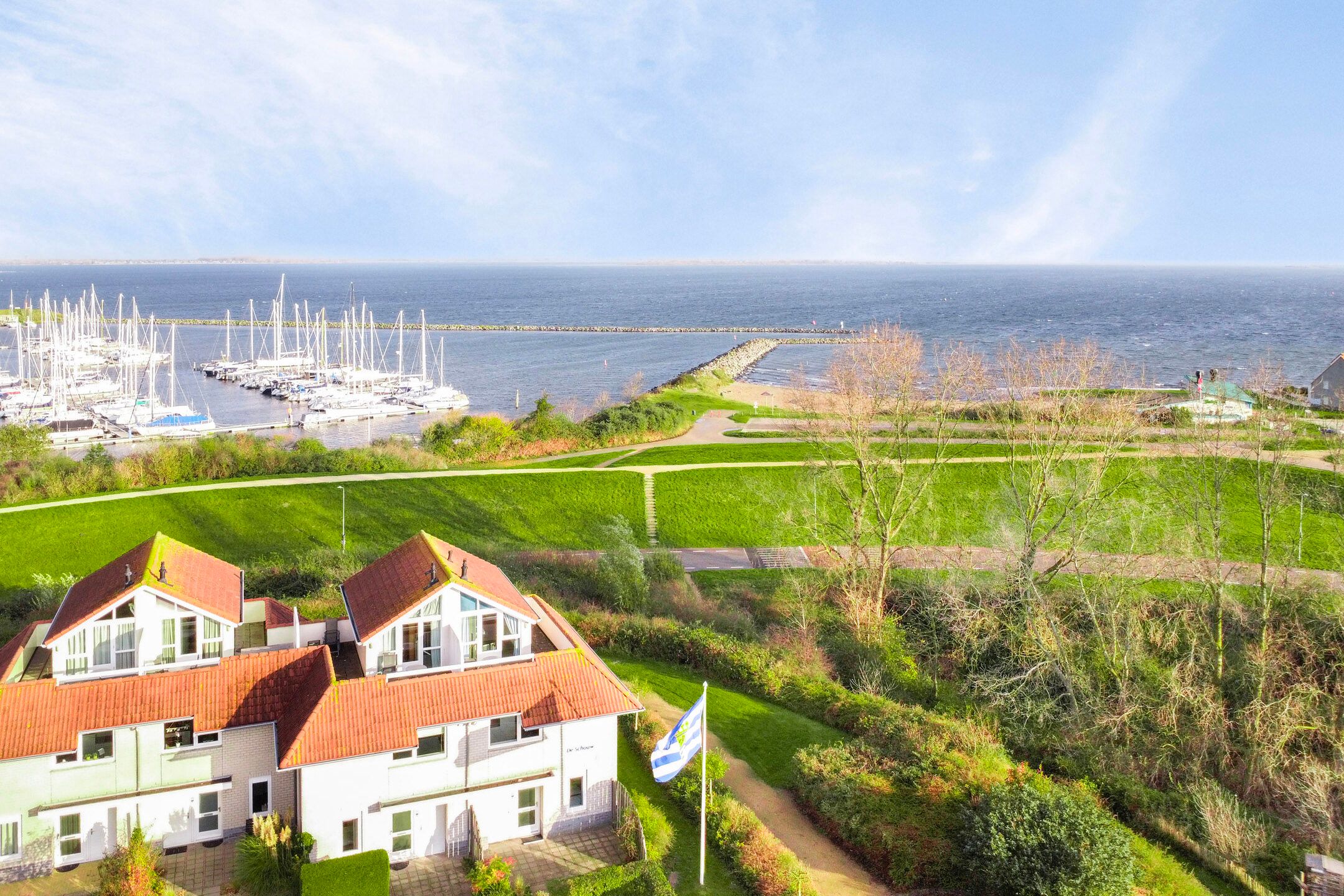 4-bedroom freehold villa in Brouwershaven — photo 3 of 5