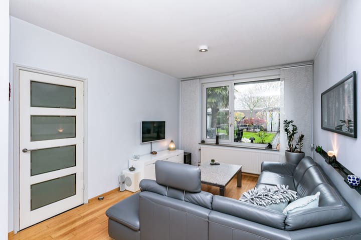 Foto 3 van Staringstraat 16