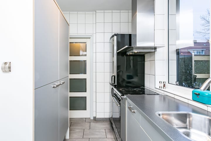 Foto 10 van Staringstraat 16