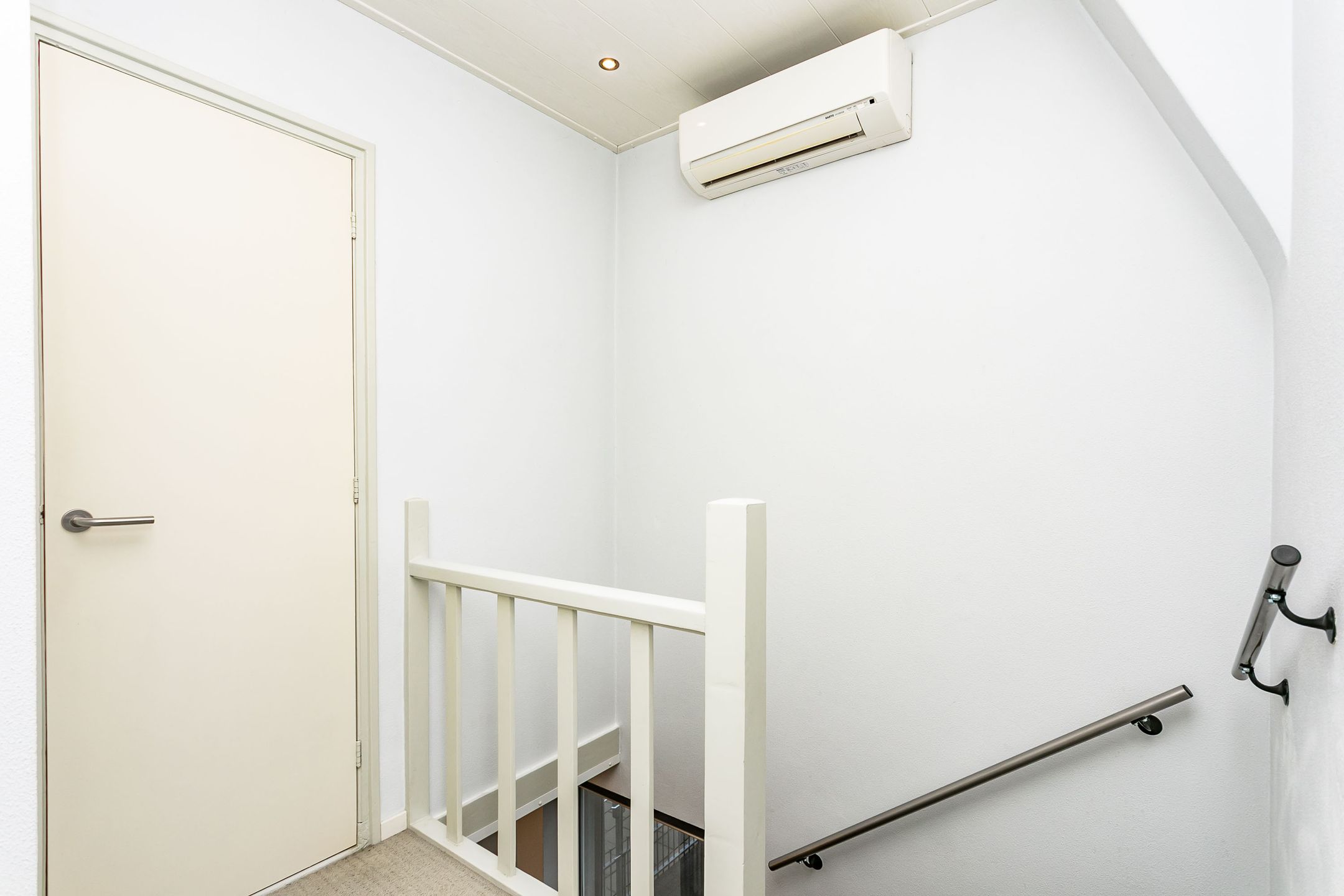 Foto 12 van Staringstraat 16