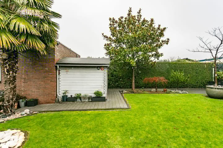 Foto 30 van Staringstraat 16