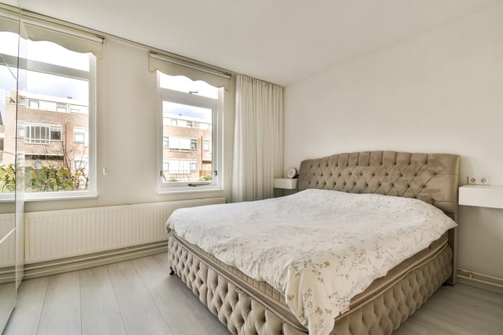 Photo 12 of Gerrit van der Veenlaan 71