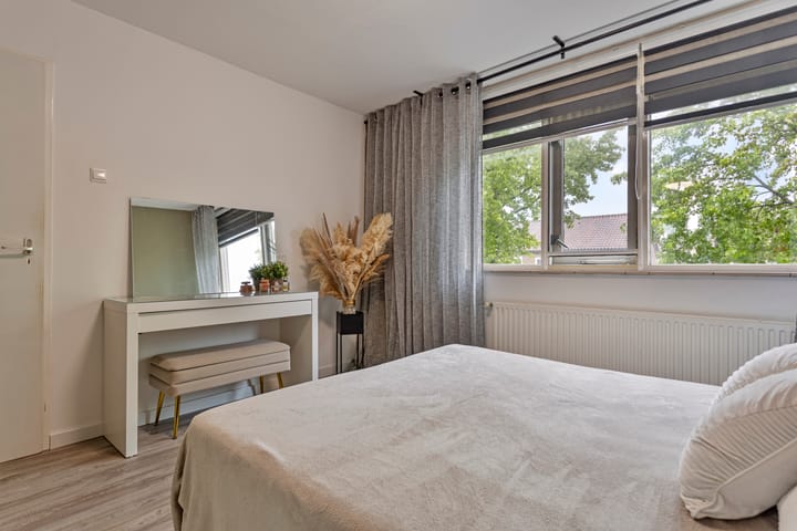 Foto 14 van Ds.van Kriekenstraat 53