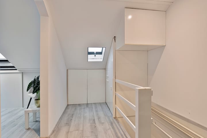 Foto 25 van Ds.van Kriekenstraat 53