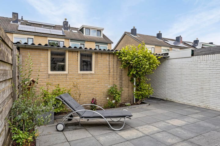 Foto 30 van Ds.van Kriekenstraat 53