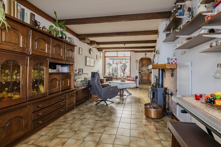 Foto 3 van IJmuiderstraatweg 64