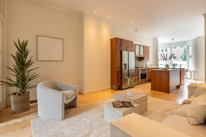 Photo 2 of De Lairessestraat 170-A