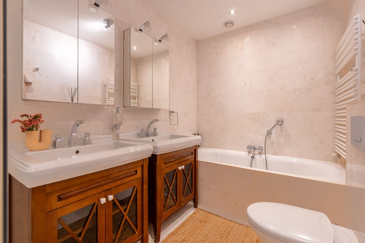 Photo 22 of De Lairessestraat 170-A