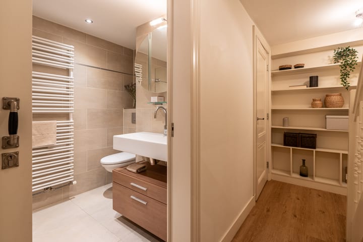 Photo 29 of De Lairessestraat 170-A