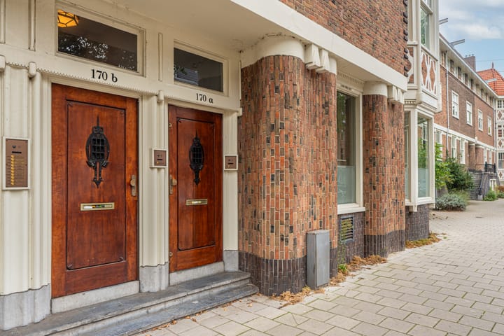 Photo 37 of De Lairessestraat 170-A