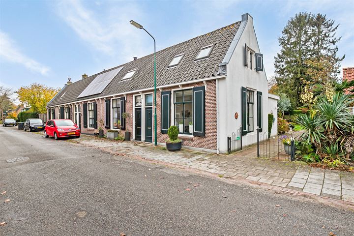 View photo 37 of Kortelaan 31