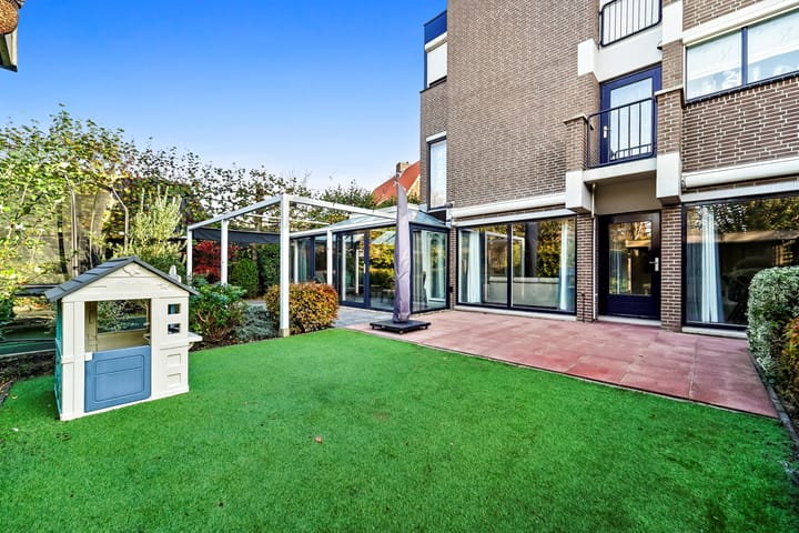 Foto 18 van Graaf Dirk II laan 3