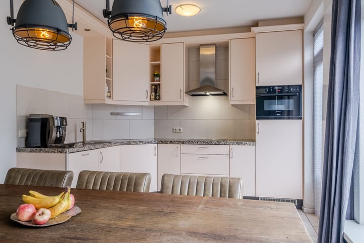 Foto 10 van van Rummenstraat 9