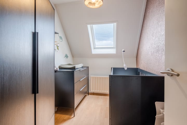 Foto 19 van van Rummenstraat 9