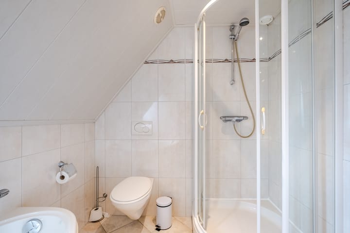 Foto 22 van van Rummenstraat 9