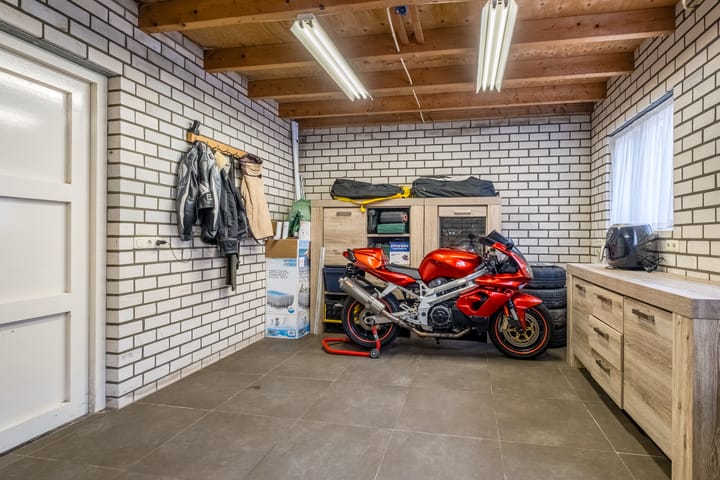 Foto 27 van van Rummenstraat 9