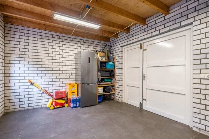 Foto 28 van van Rummenstraat 9