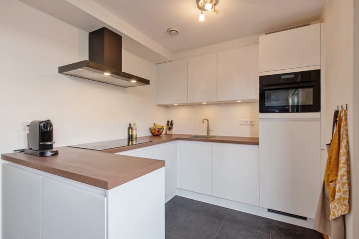 Foto 4 van Theresiastraat 7