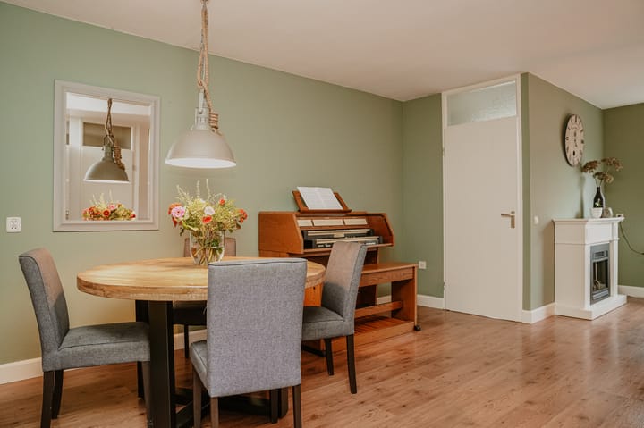 Foto 5 van Coreanna 68