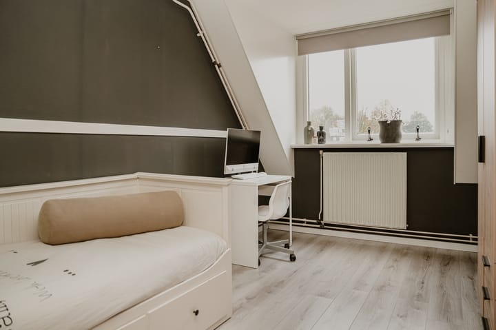 Foto 11 van Coreanna 68