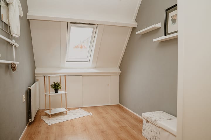 Foto 15 van Coreanna 68