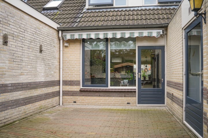 Foto 19 van Coreanna 68