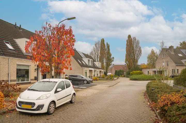 Foto 24 van Coreanna 68